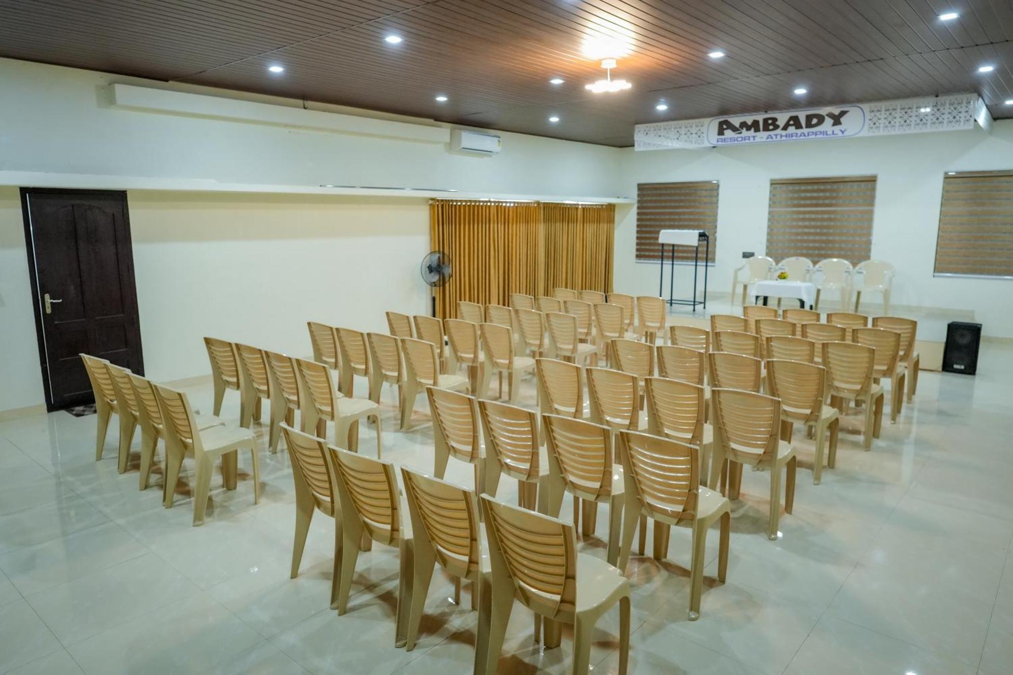 Athirappilly Ambady Resort Extérieur photo